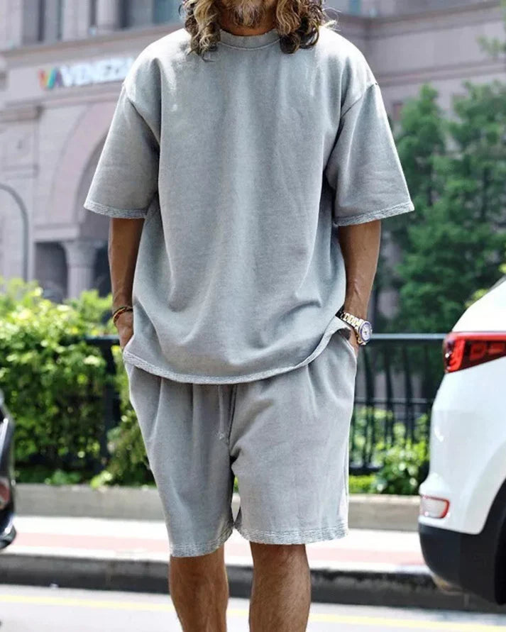 CONJUNTO DEPORTIVO HOLGADO MONOCROMÁTICO – ESTILO Y COMODIDAD SIN ESFUERZO