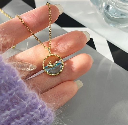 🌊 COLLAR OLA Y BALLENA MINIMALISTA MAR AZUL 🐋