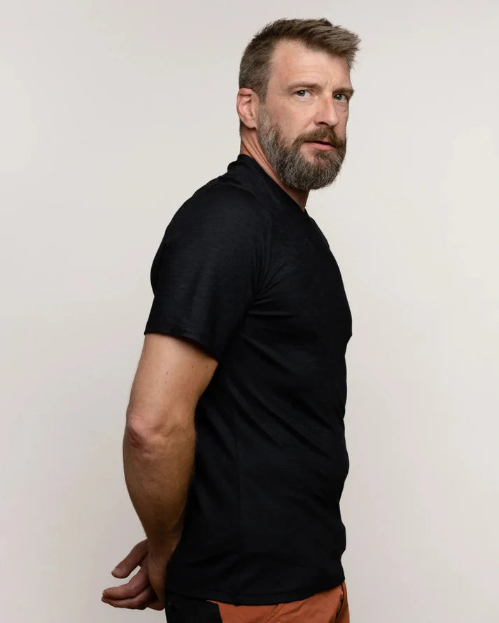 CAMISETA PREMIUM DE LANA MERINO PARA HOMBRE – SUAVIDAD Y ESTILO TODO EL AÑO