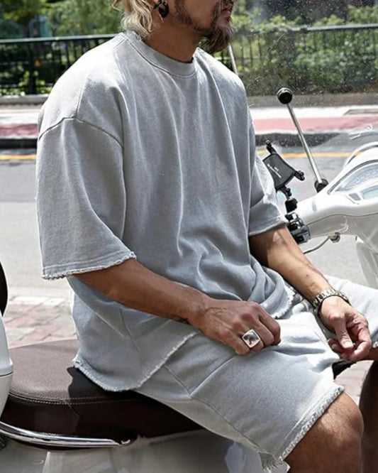 CONJUNTO DEPORTIVO HOLGADO MONOCROMÁTICO – ESTILO Y COMODIDAD SIN ESFUERZO