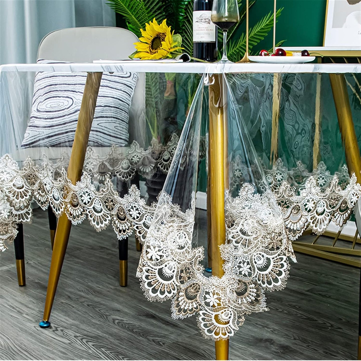 MANTEL PROTECTOR TRANSPARENTE CON ENCAJE