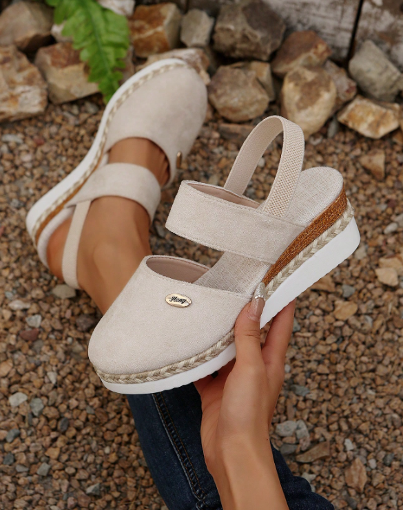 ALPARGATAS DE TACÓN ELEGANCIA NATURAL