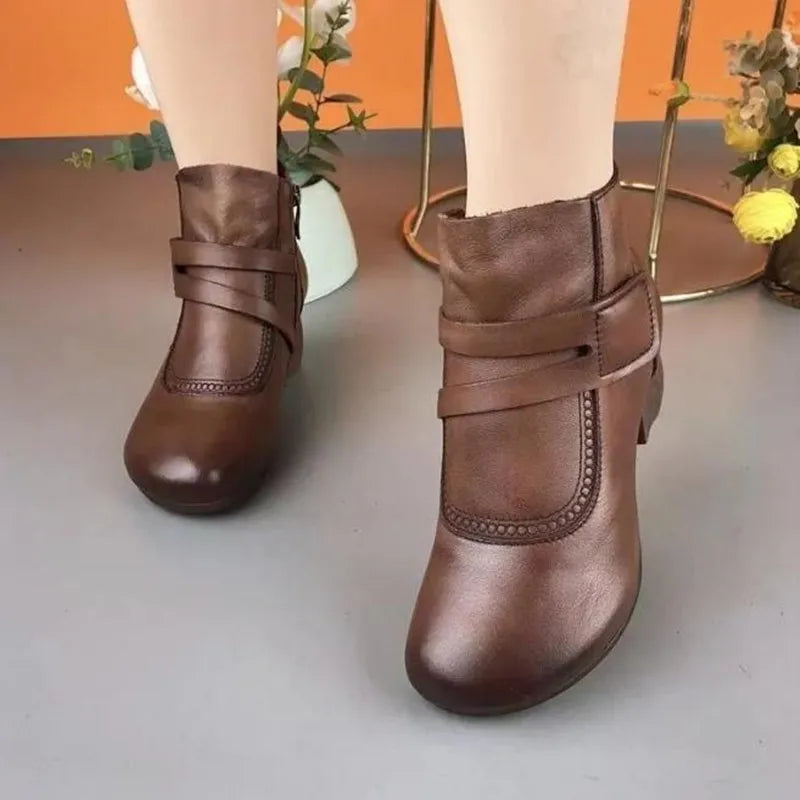 BOTAS ELEGANTES DE MUJER – DISTINCIÓN Y ESTILO EN CADA PASO