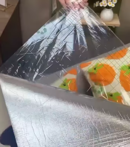 PROTECTOR ADHESIVO DE SOFÁS